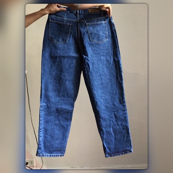 Denim - Picture 3 of 4